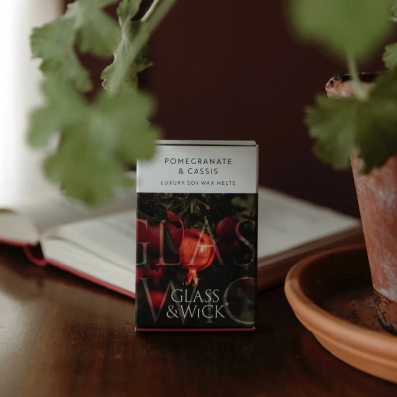 Pomegranate & Cassis Soy Wax Melts   Glass & Wick